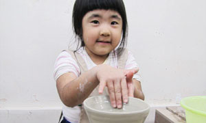 創造性の高まる子供陶芸体験